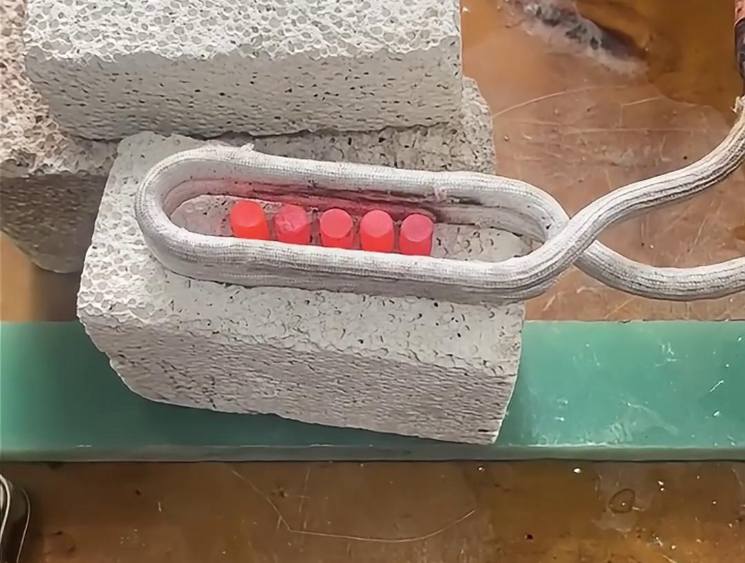 高頻加熱機，專為合金顆粒加熱試驗打造