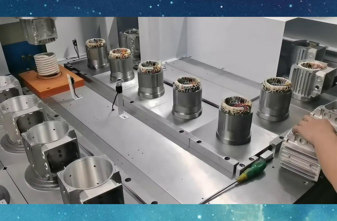 電機殼熱套熱配合成套設備全自動化操作，從而保證過盈
